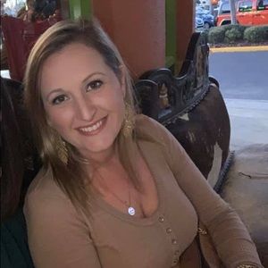 Meet your Posher, Aimee